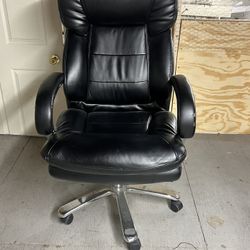 Black Leather Office Chair