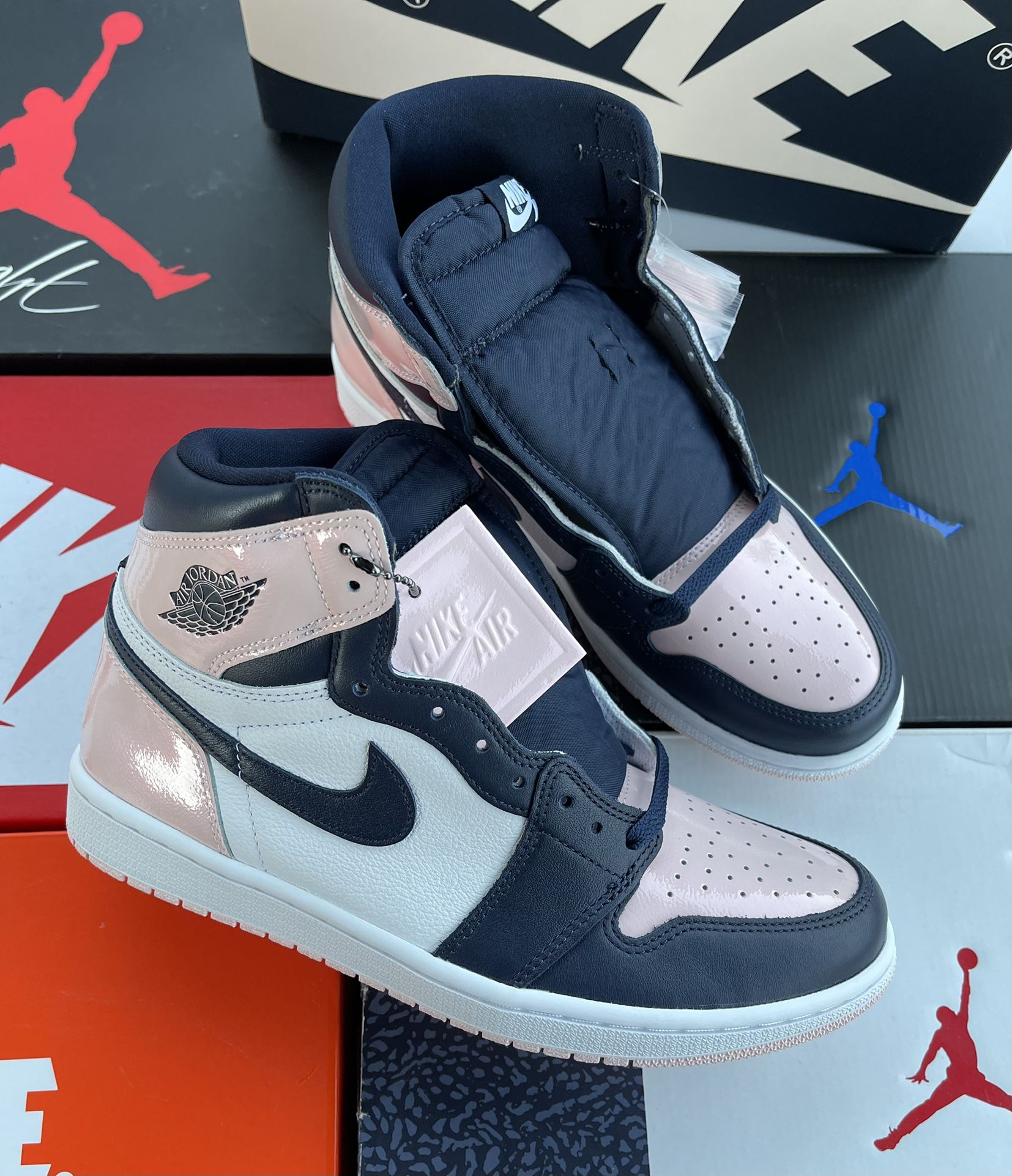 Nike Mens Blue BubbleGum Jordan Shoes Jordan 1 Mid  main image 2