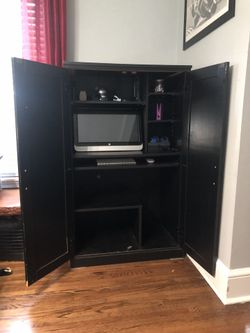 Large Black Enclosed Desk With Pull Out Keyboard Shelf