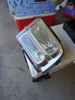 05 Ford F350 Headlights