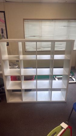 16 cube storage white