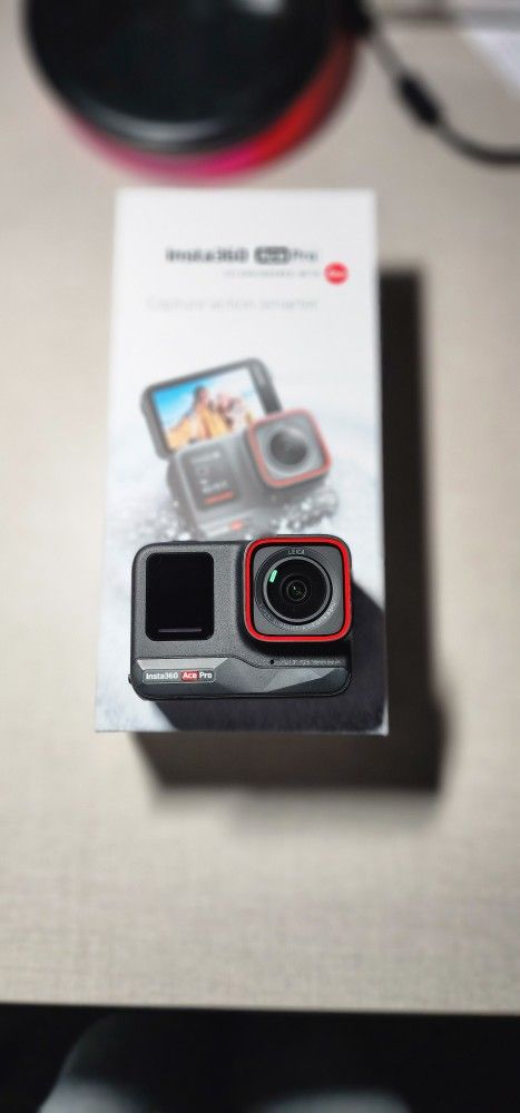 Insta 360 Ace Pro