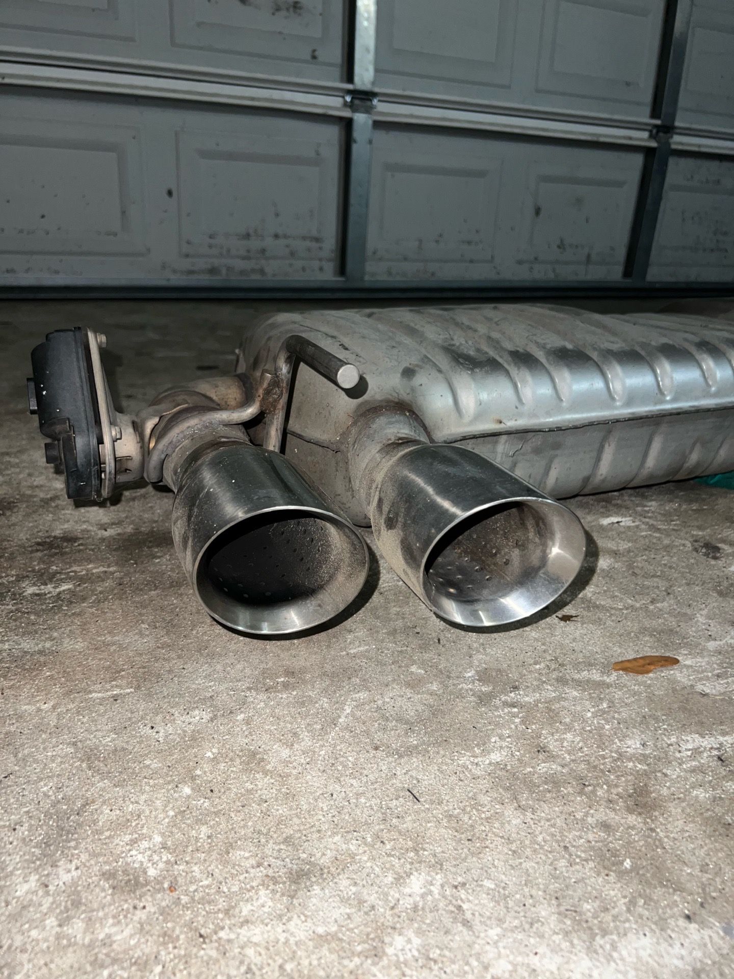 6th gen Camaro Quad tip exhaust