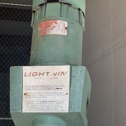 Used Lightnin Agitator/Mixer, Model XJ-33VM with mixing bucket and rolling stand