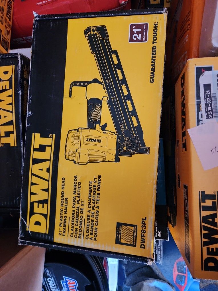 DeWalt DWF83PLR 21 Degree 3-1/4 in. Pneumatic Plastic Strip framing Nail