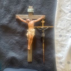 Crucificó 13 Pulgadas Y Otro De 10 Pulgadas 