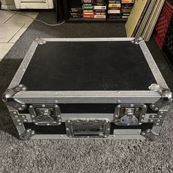 Road Ready Turntable Case