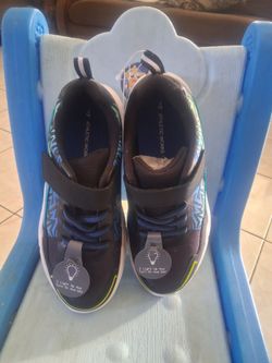 Boy shoes