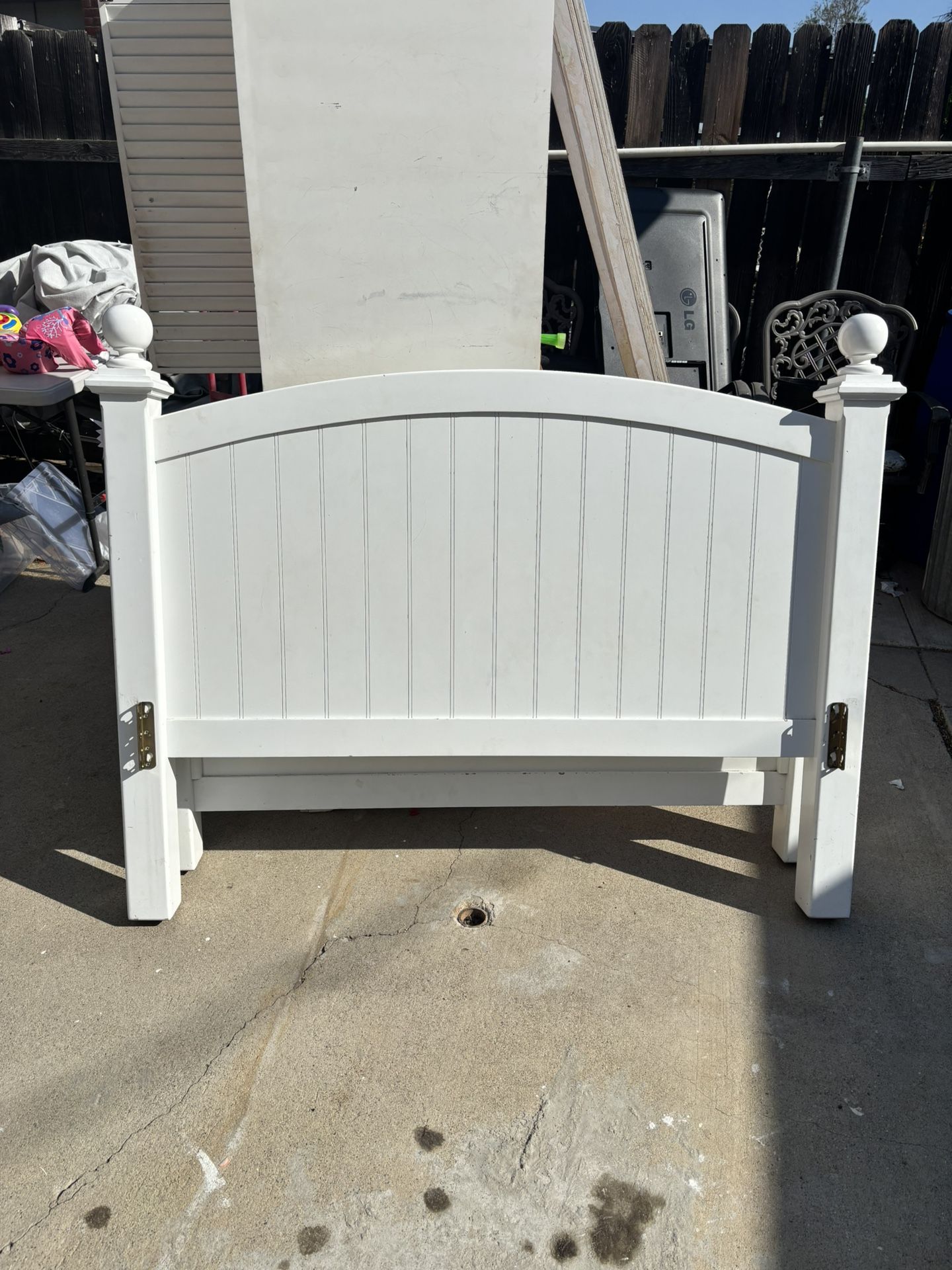 Pottery Barn Kid Bed Frame (Full)