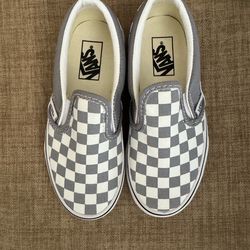 Brand New in Box Vans Kids Boys Girls Grey & White Checkered Slip On Shoes Size 12