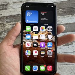 iPhone 11 Excellent Condition W/ New Tempered Glass Screen Protector And Charger 