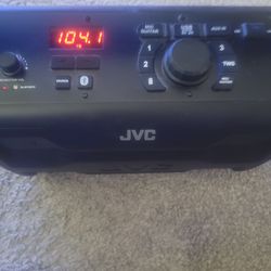 Jvc rover bluetooth 30 watt speaker. $70 obo
