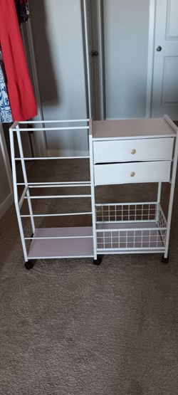 Laundry drying utility cart