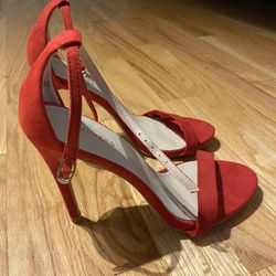 Size 6 Red Heels 