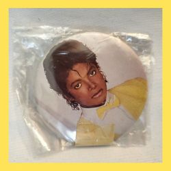 Michael JACKSON original Vintage Fan Button $15