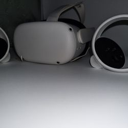 Meta Quest 2 — 256 GB Advanced All-In-One Virtual Reality Headset