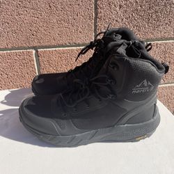 Men’s Boots Size  11