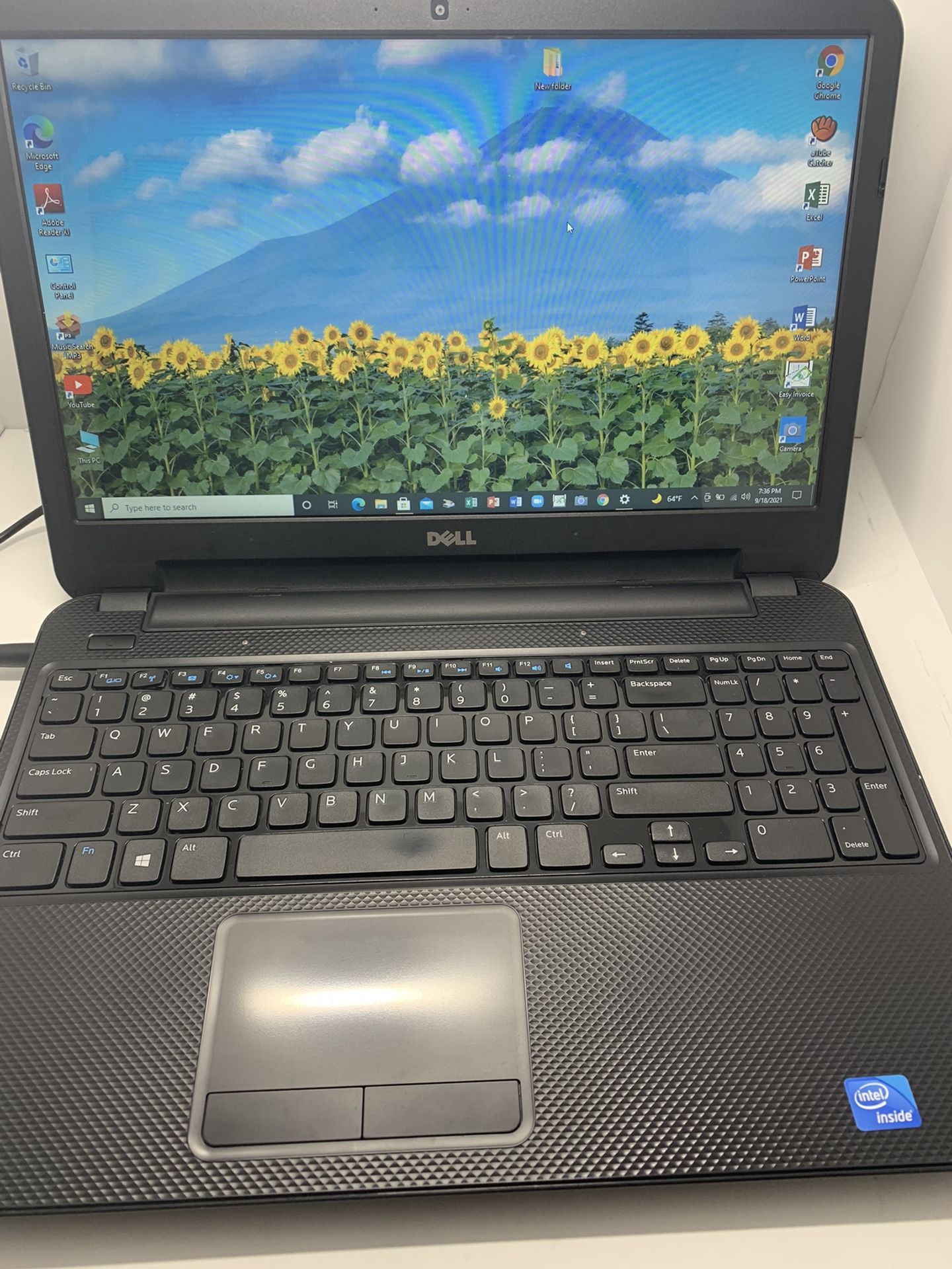Very Nice And Clean …DELL INSPIRON…3521…320GB   HHD….8.0 GB RAM .  FASTER  and  READY FOR CLASSES  ON LINE OR WORK FROM HOME (ZOOM)
