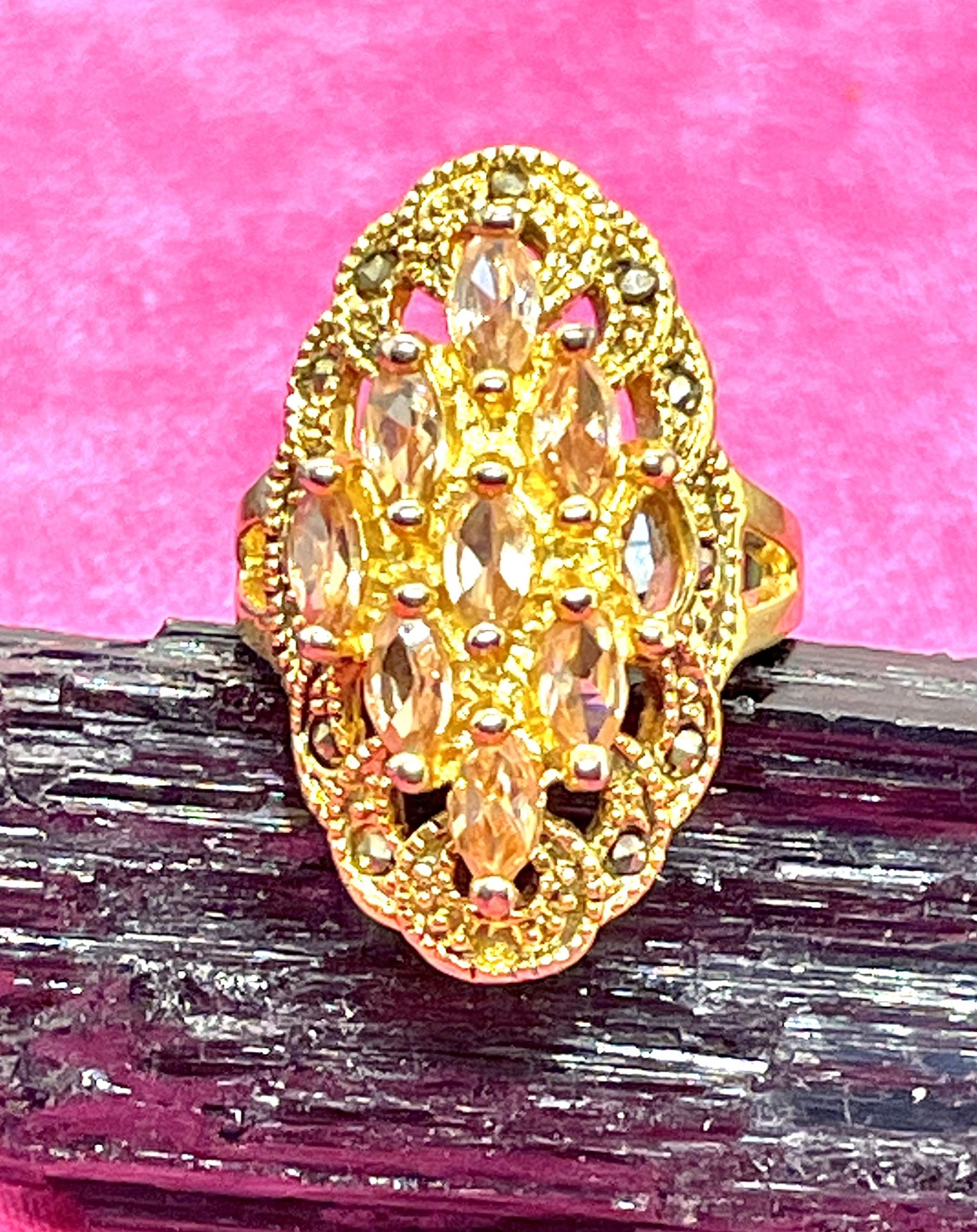 Citrine glass cocktail ring Sz 8