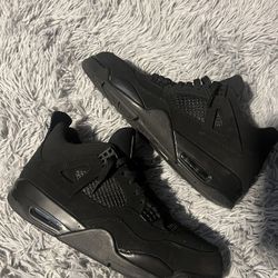 Jordan 4 Black Cats
