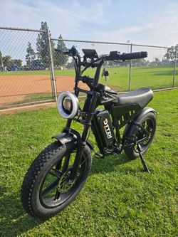 Brand New DTTZH F6-S Electric Bike, 40 MPH Electric Bike, 2000Watts Electric Bike, Electric Bikes