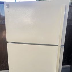 Kenmore Refrigerator 