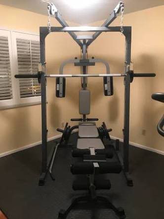 EXERCISE FITNESS BRAND NEW CONDITION POWERHOUSE SMITH MACHINE AND ADJUSTABLE BENCH