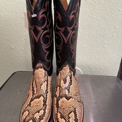 Botas Para Mujer Ferrini Sz 61/2 B