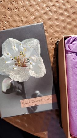 Almond 🌼 flower Bar bath soap