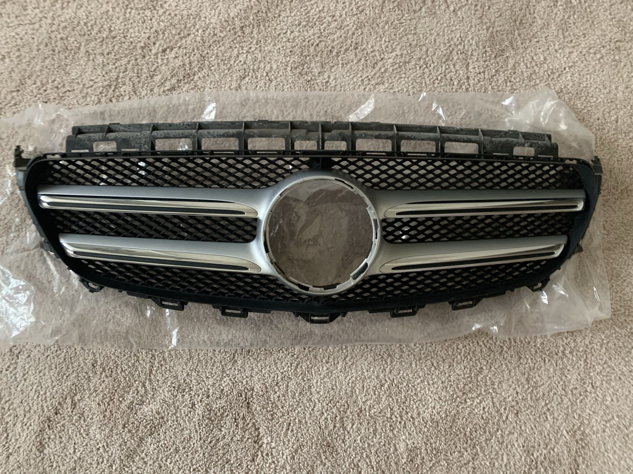 2017 Mercedes Benz E300 Front Grill 