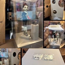 Monster high X off White Doll