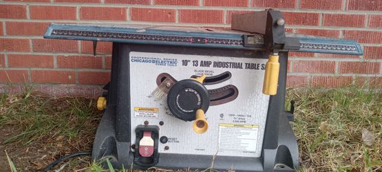 Chicago Electric 10" 13 Amp Table Saw