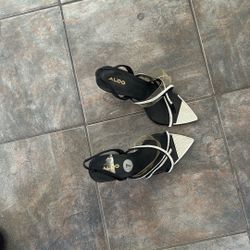 Aldo Black Heels With Shimmer 