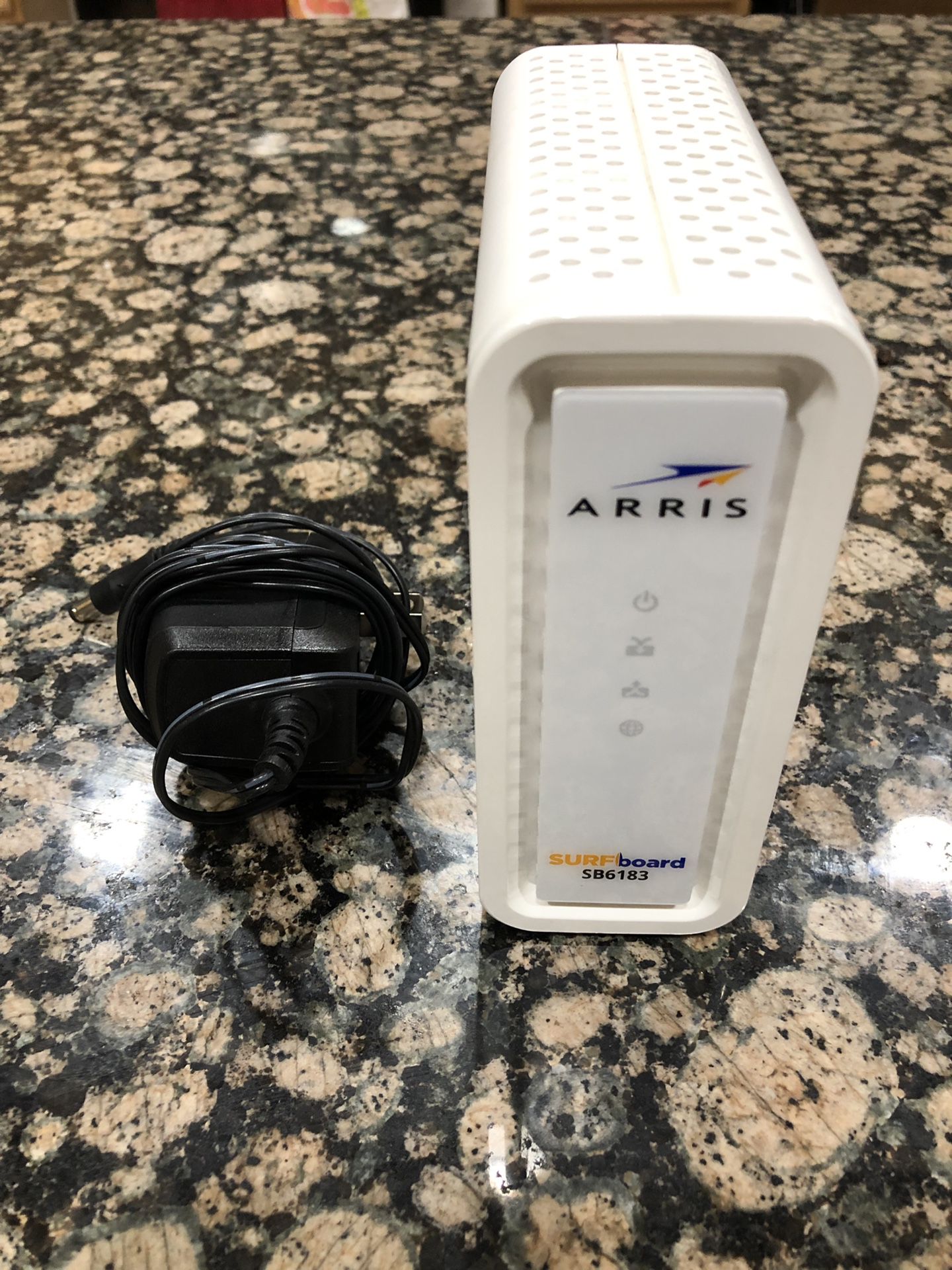 Arris SB6183 Cable Model (Cox Ultimate 300 mbps)