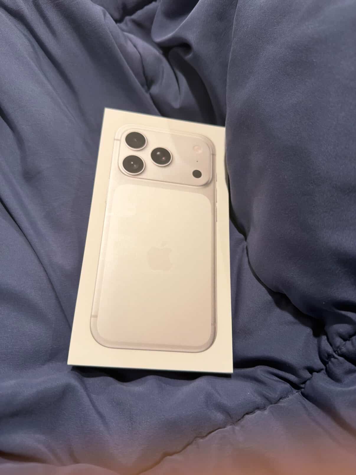 Iphone 17 pro brand new