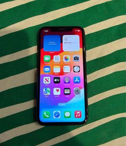 iPhone XR 64gb (Unlocked)