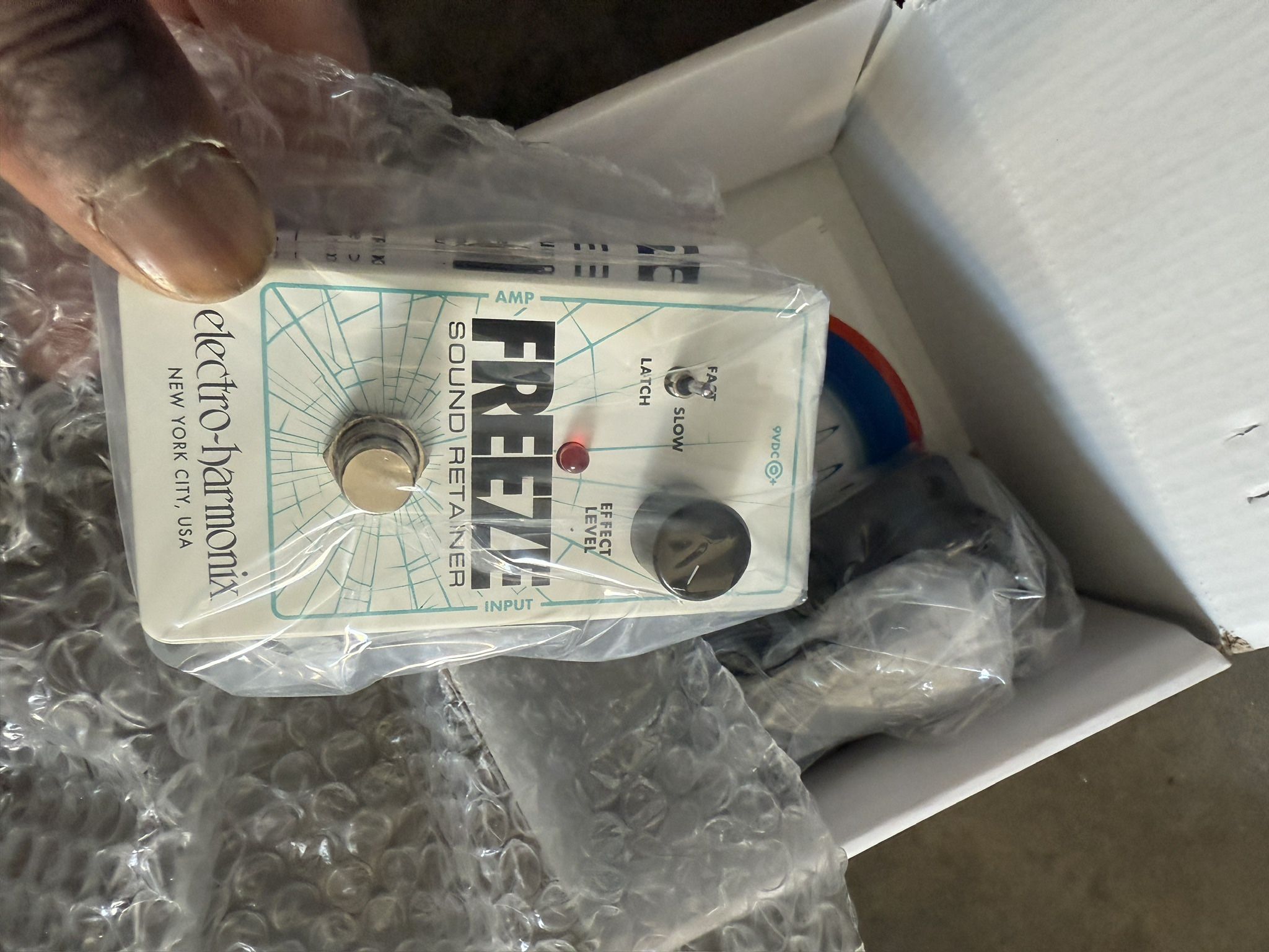 Electro Harmonic Freeze Pedal