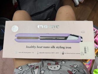 Eva NYC Hair Straightener