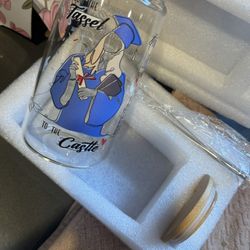 Glass cups