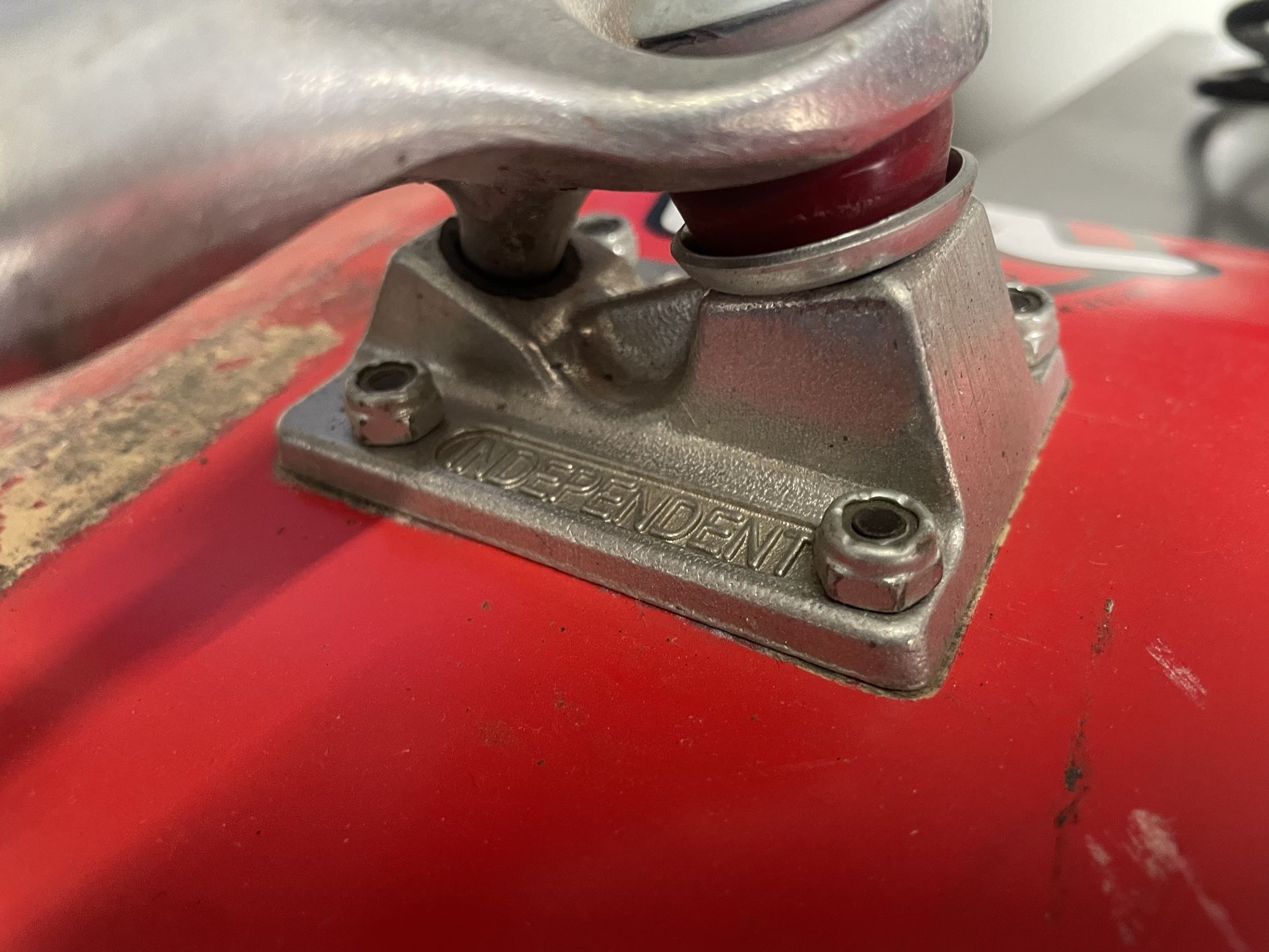 Independent Skate Board Trucks