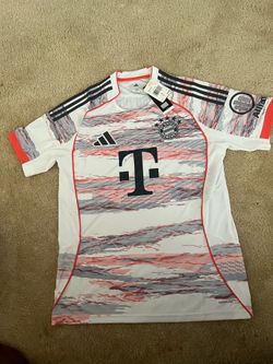 Fc Brayern Munchen soccer jersey
