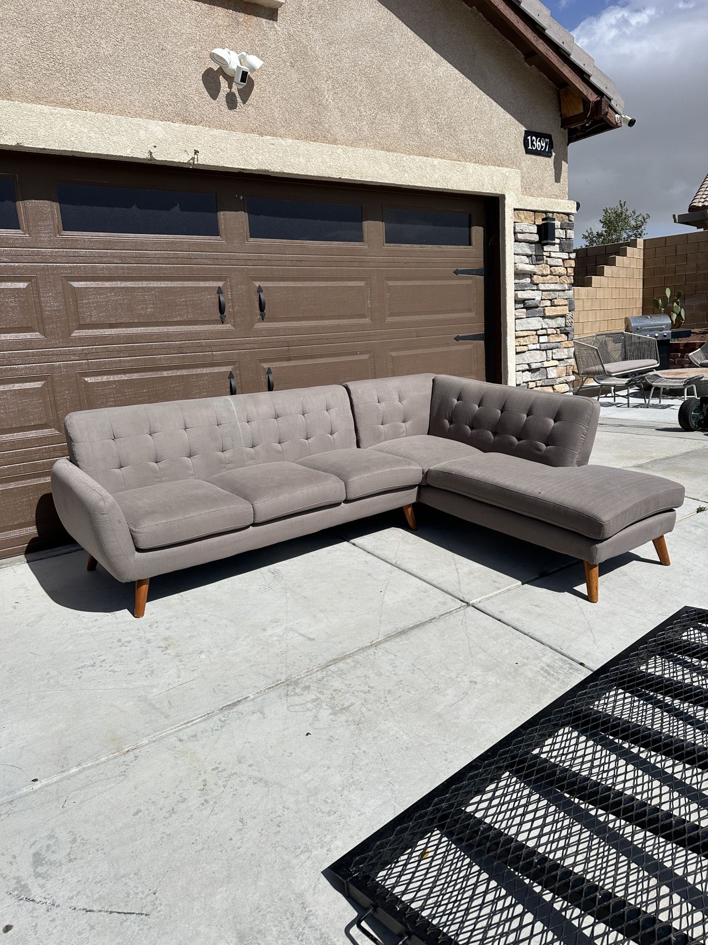 Sectional Couch (Gray) 