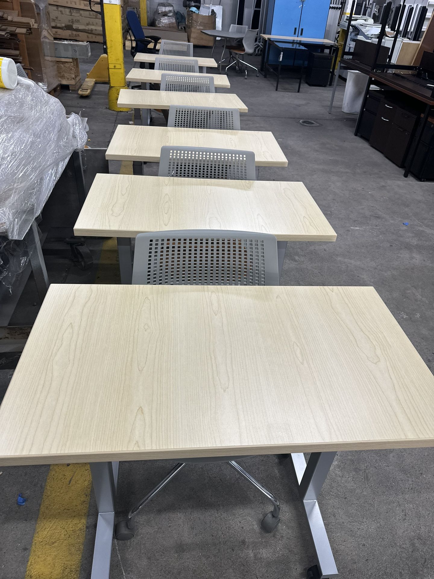 Herman Miller Training Tables Desks Classroom Furniture 36”x20” Adjustable Height
