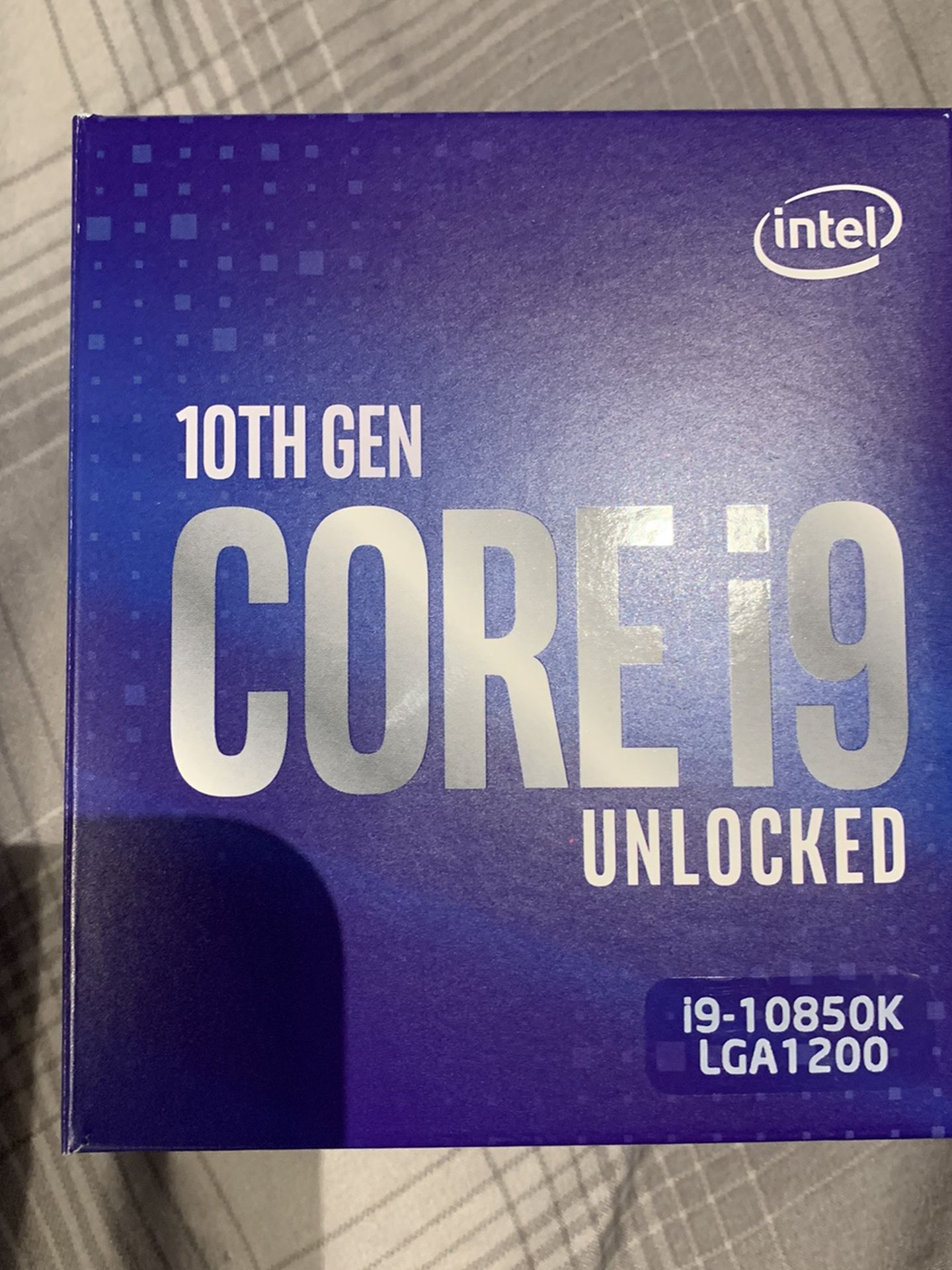 Intel i9 10850k + Z490-E