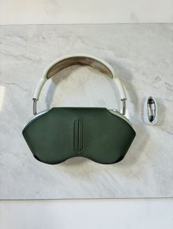Apple Airpods Max Broken