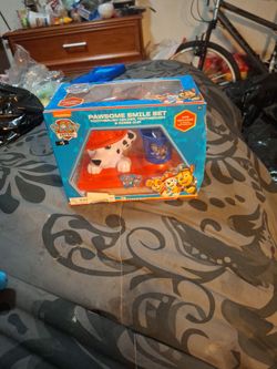 Paw Patrol Travel Toothbrush Holder Set