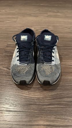 Nike Flyknit Racer Size 9.5 Men’s