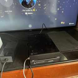 Xbox One With Cords And Controller 35$