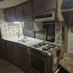 Rent Rv Trailer,  In  Spring Valley 