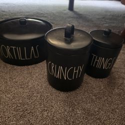 Rae DUNN  Bundletortillas And 2 Black Containers